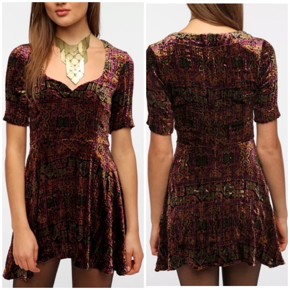 For Love & Lemons‎ Anja Velvet Mini Flare Dress Size XS